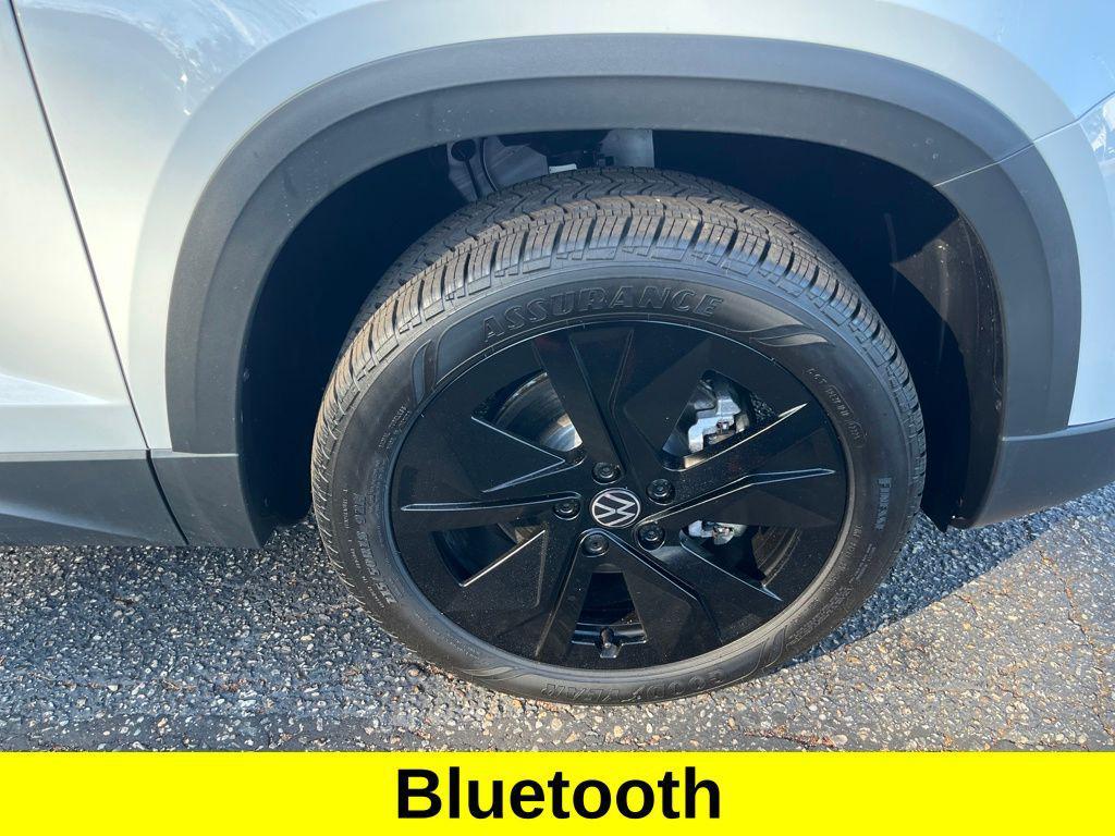 new 2026 Volkswagen Taos car, priced at $30,207