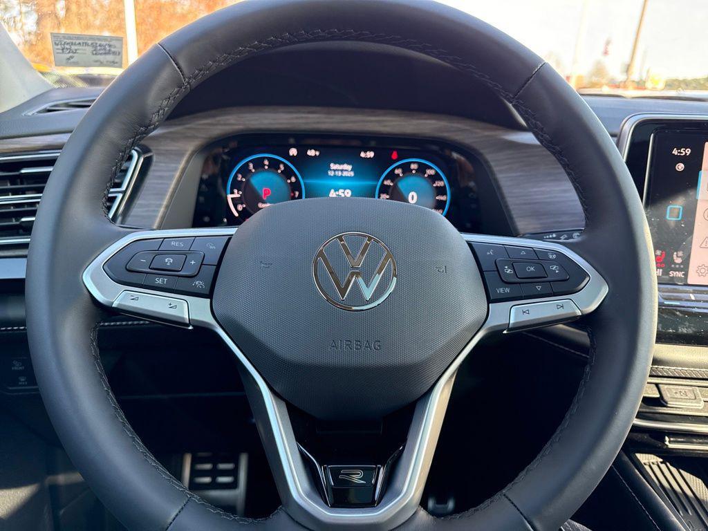 new 2026 Volkswagen Atlas car, priced at $51,671