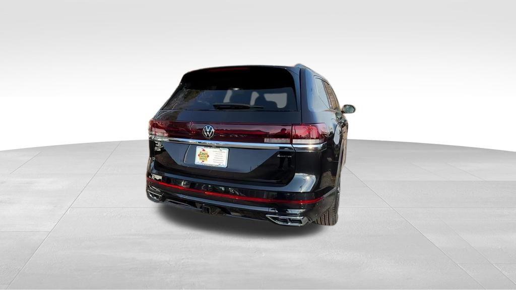 new 2026 Volkswagen Atlas car, priced at $51,671