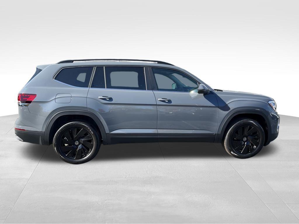 new 2026 Volkswagen Atlas car, priced at $43,246
