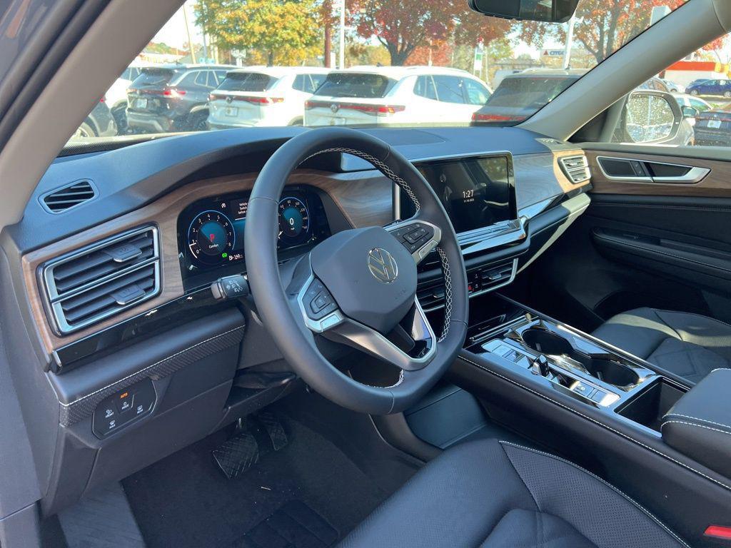new 2026 Volkswagen Atlas car, priced at $43,246
