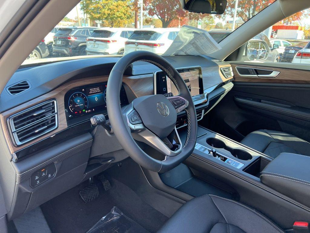 new 2026 Volkswagen Atlas car, priced at $39,365