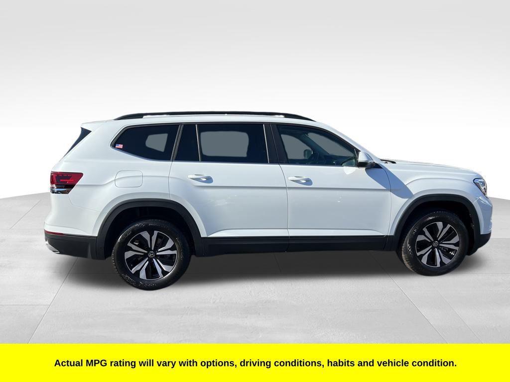 new 2026 Volkswagen Atlas car, priced at $39,365