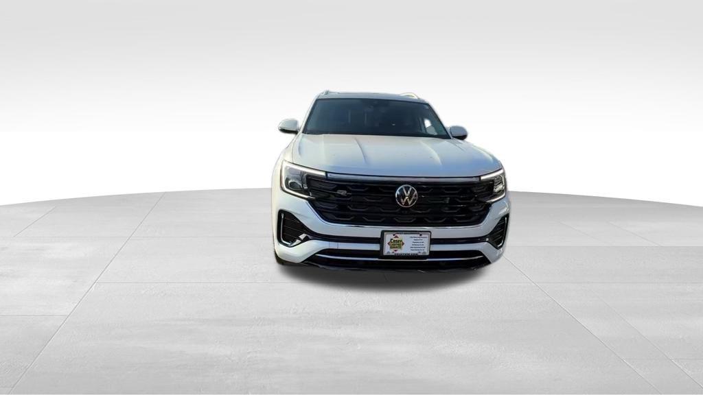 new 2026 Volkswagen Atlas car, priced at $53,124