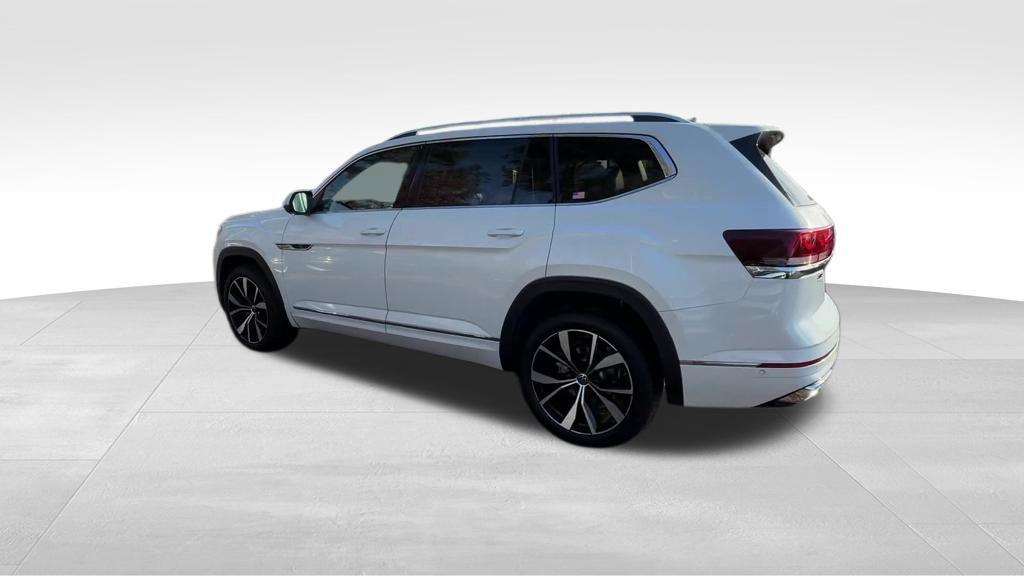 new 2026 Volkswagen Atlas car, priced at $53,124