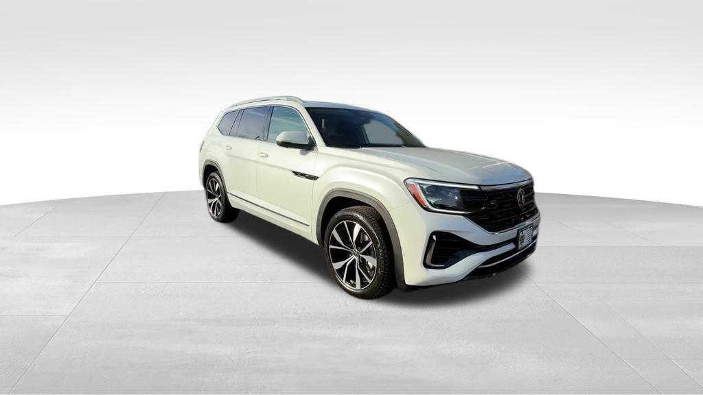 new 2026 Volkswagen Atlas car, priced at $53,124