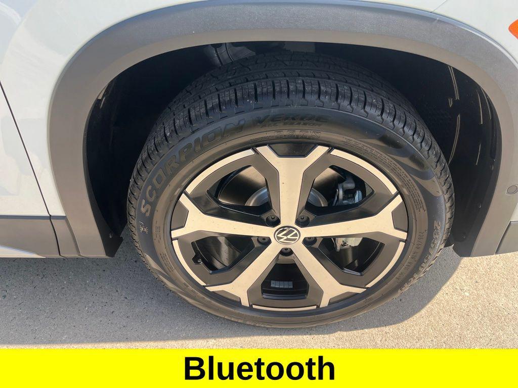 new 2025 Volkswagen Tiguan car, priced at $30,782