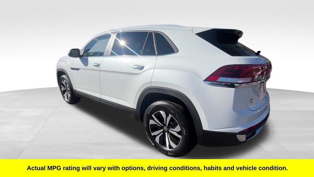 new 2026 Volkswagen Atlas Cross Sport car, priced at $38,855