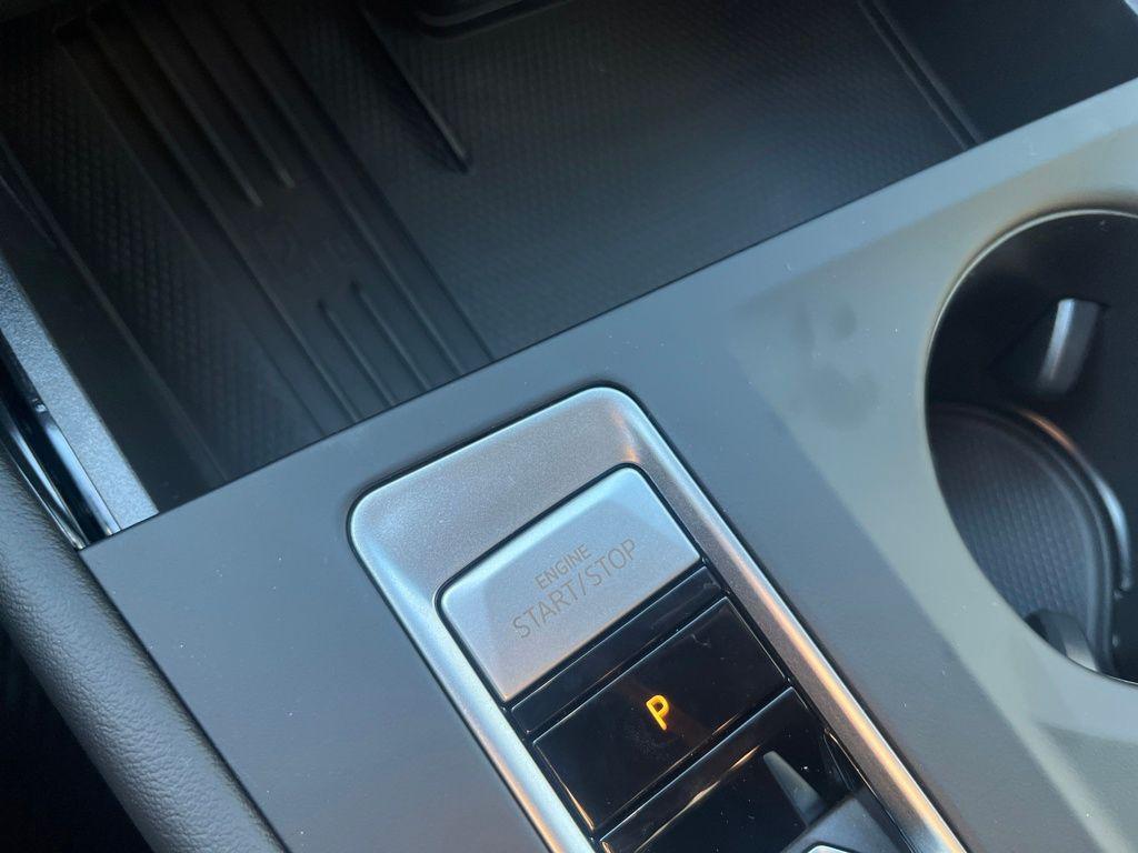 new 2026 Volkswagen Atlas Cross Sport car, priced at $38,855