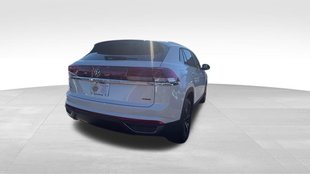 new 2026 Volkswagen Atlas Cross Sport car, priced at $38,855