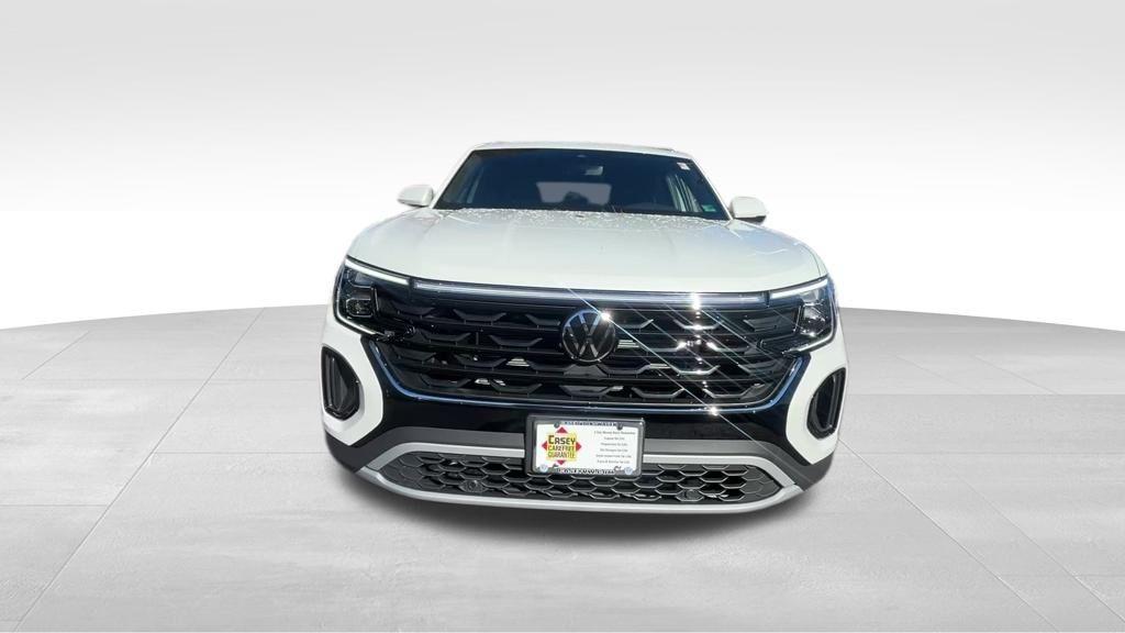 new 2026 Volkswagen Atlas Cross Sport car, priced at $38,855