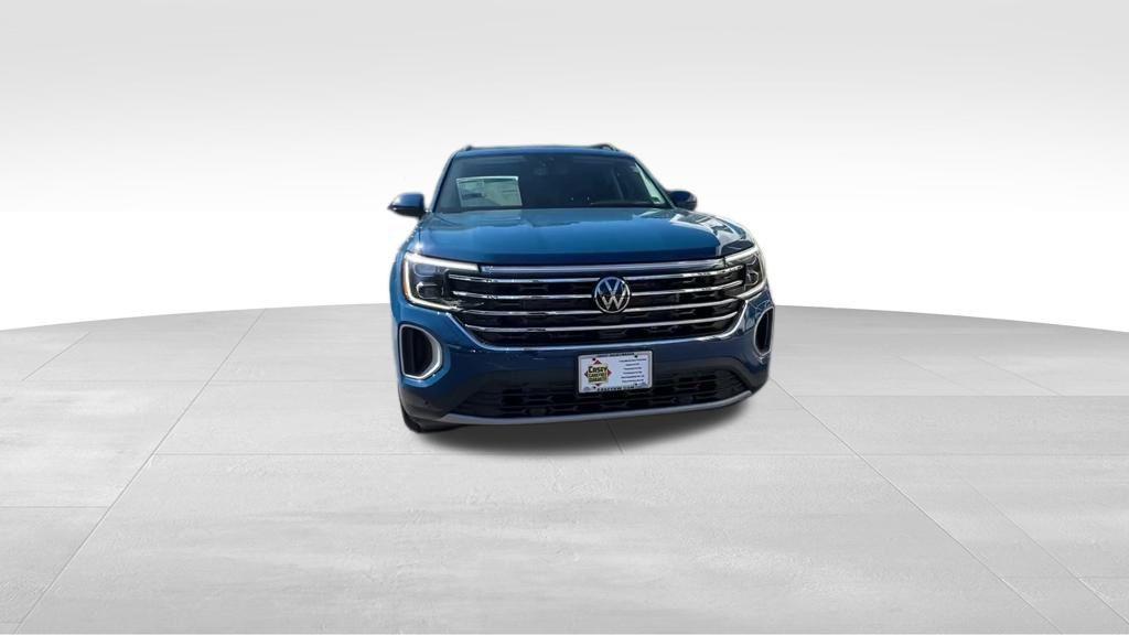 new 2026 Volkswagen Atlas car, priced at $43,986