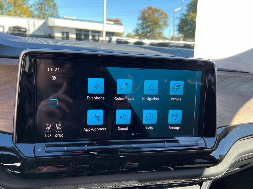 new 2026 Volkswagen Atlas car, priced at $43,986