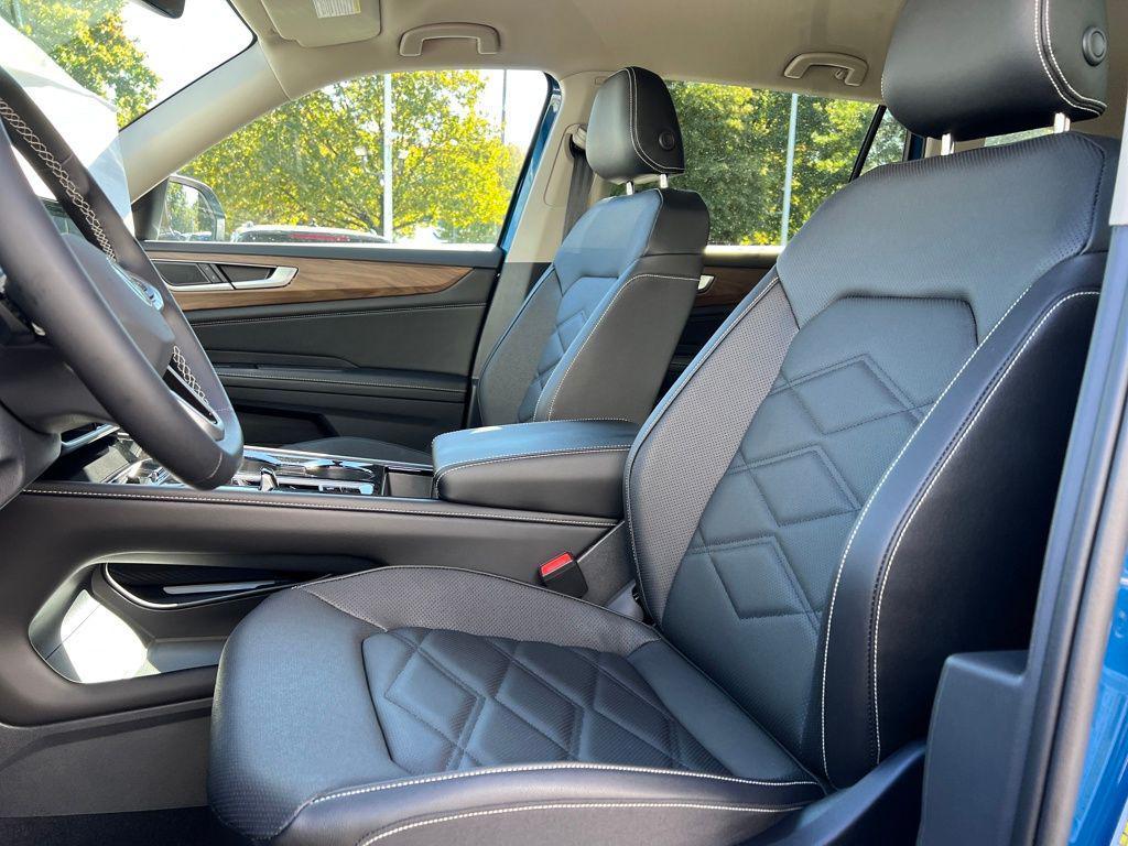 new 2026 Volkswagen Atlas car, priced at $43,986