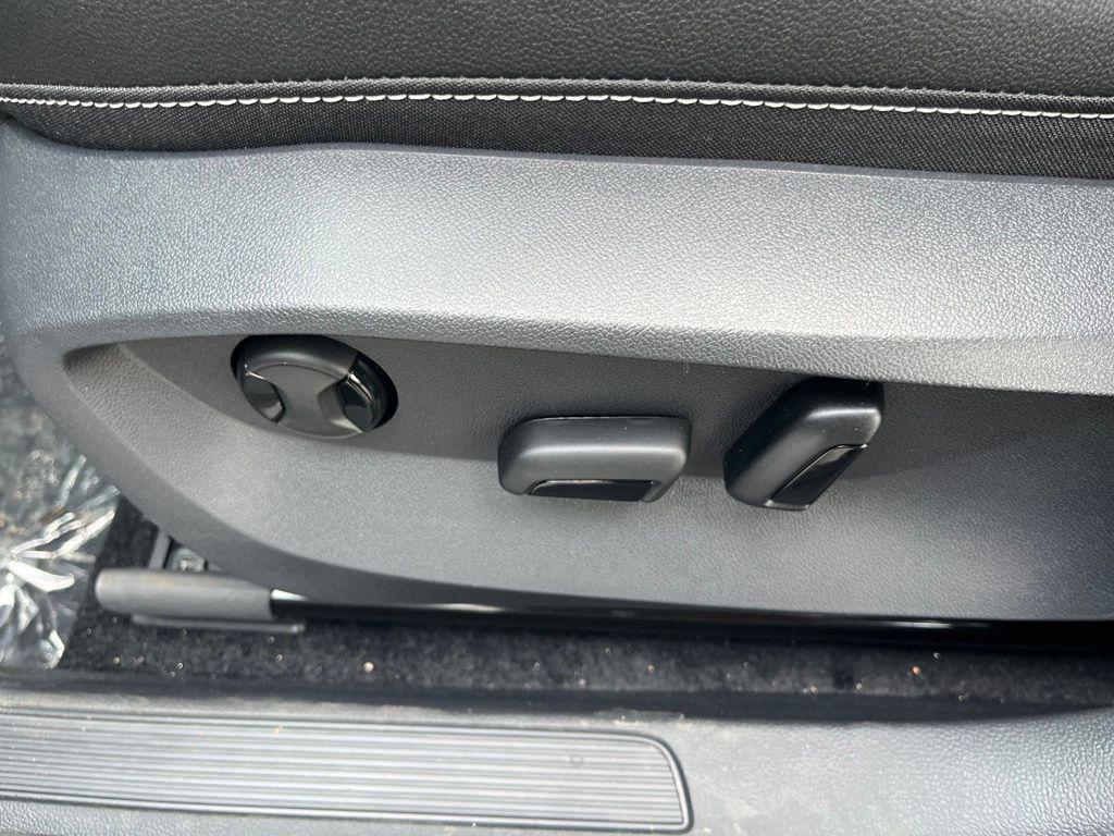 new 2026 Volkswagen Taos car, priced at $36,296