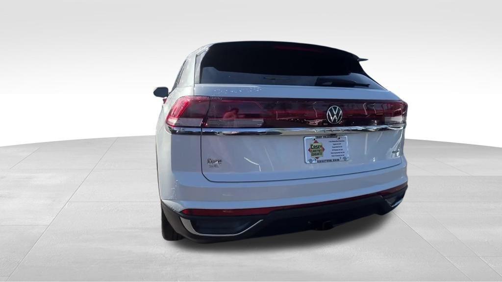 new 2026 Volkswagen Atlas Cross Sport car, priced at $44,538