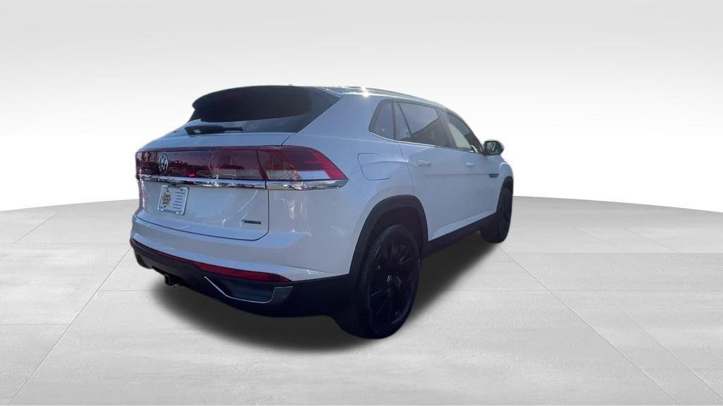 new 2026 Volkswagen Atlas Cross Sport car, priced at $44,538