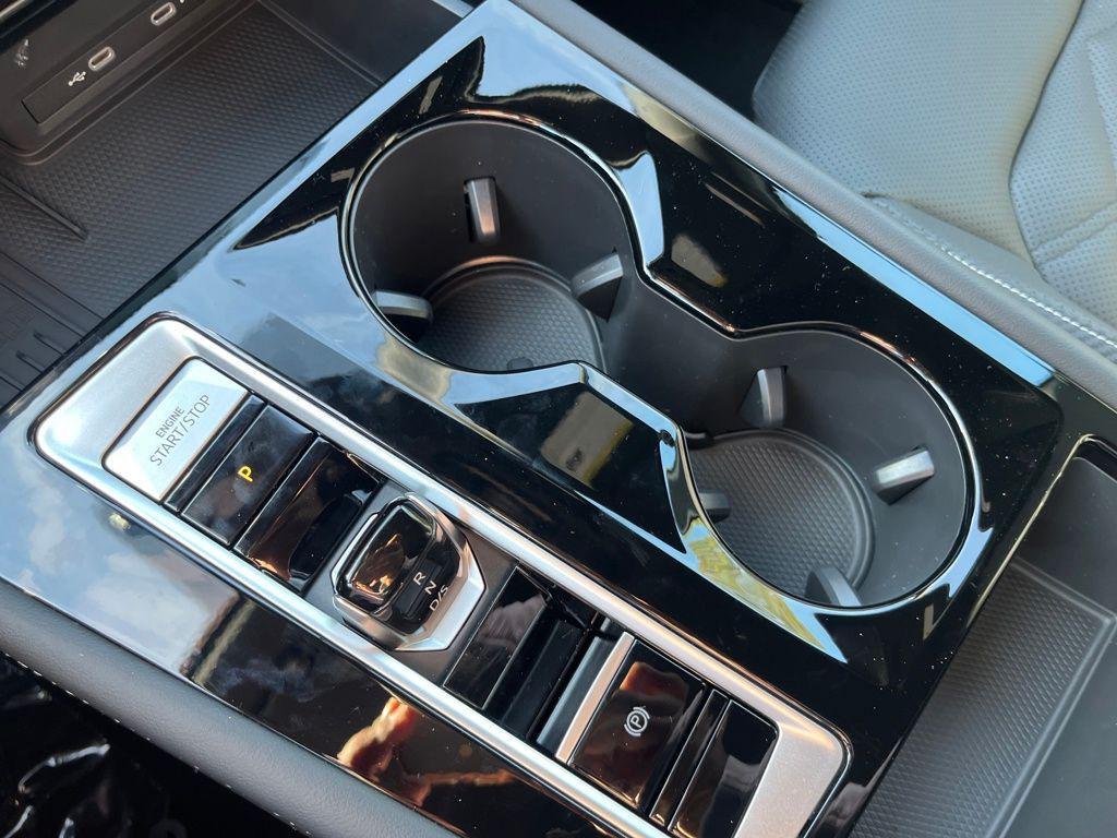 new 2026 Volkswagen Atlas Cross Sport car, priced at $44,538