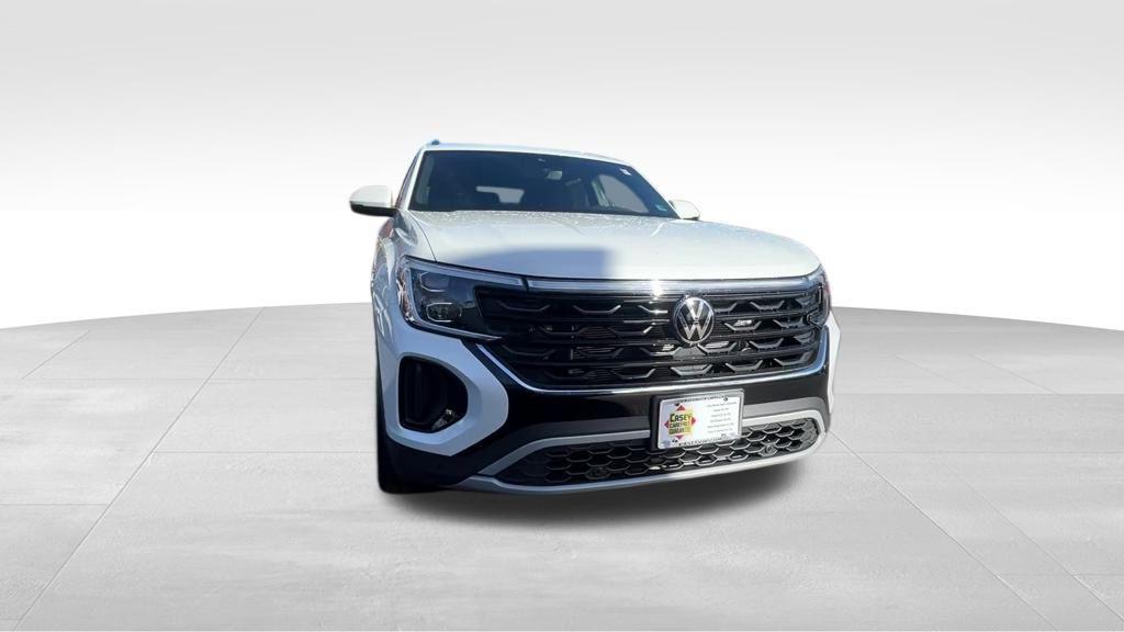 new 2026 Volkswagen Atlas Cross Sport car, priced at $44,538