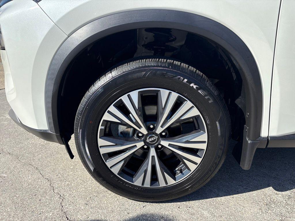 used 2023 Nissan Rogue car, priced at $22,100