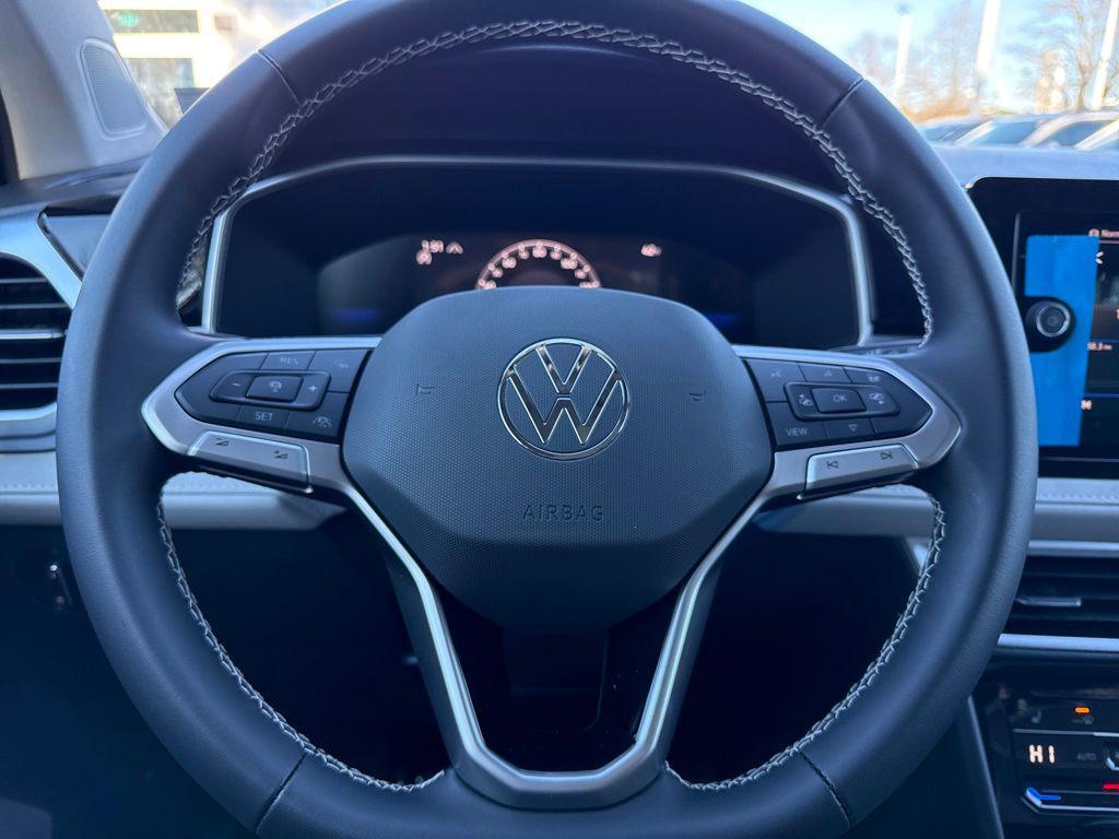 new 2026 Volkswagen Taos car, priced at $32,546