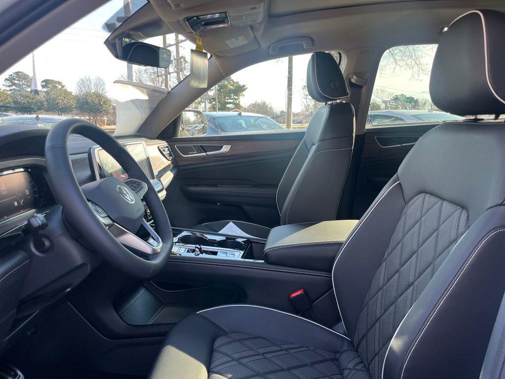 new 2026 Volkswagen Atlas car, priced at $53,031