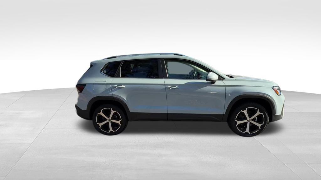 new 2026 Volkswagen Taos car, priced at $36,733