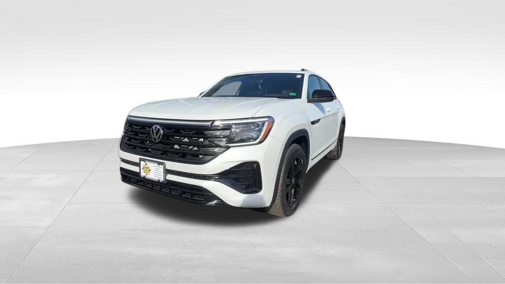 new 2026 Volkswagen Atlas Cross Sport car, priced at $48,996