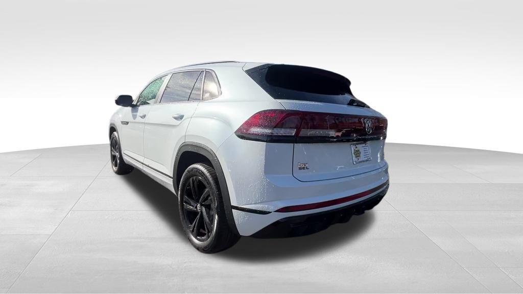 new 2026 Volkswagen Atlas Cross Sport car, priced at $48,996
