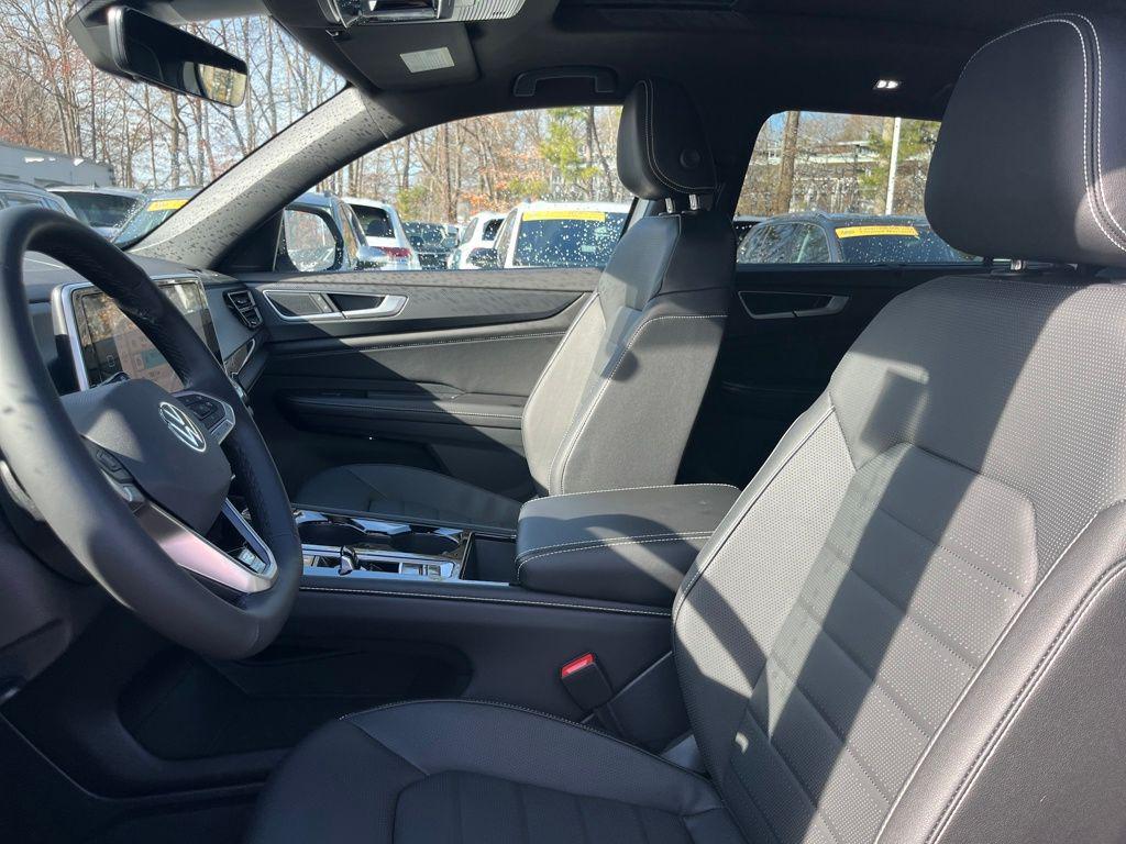 new 2026 Volkswagen Atlas Cross Sport car, priced at $48,996