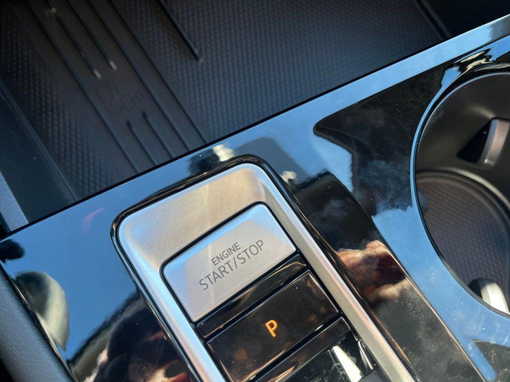 new 2026 Volkswagen Atlas car, priced at $45,455