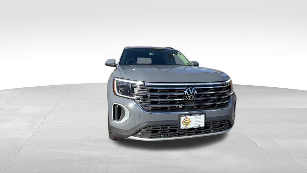 new 2026 Volkswagen Atlas car, priced at $45,455