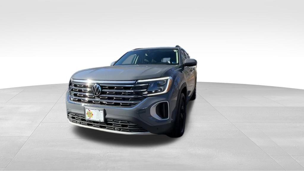 new 2026 Volkswagen Atlas car, priced at $45,455