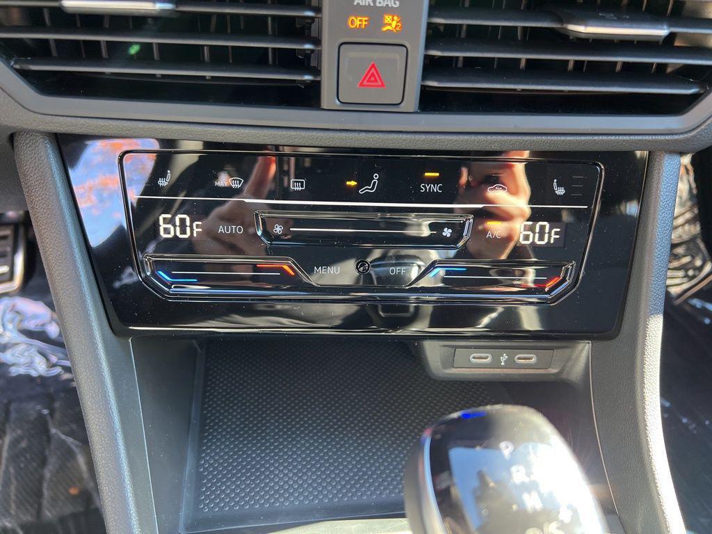 new 2026 Volkswagen Jetta car, priced at $25,622