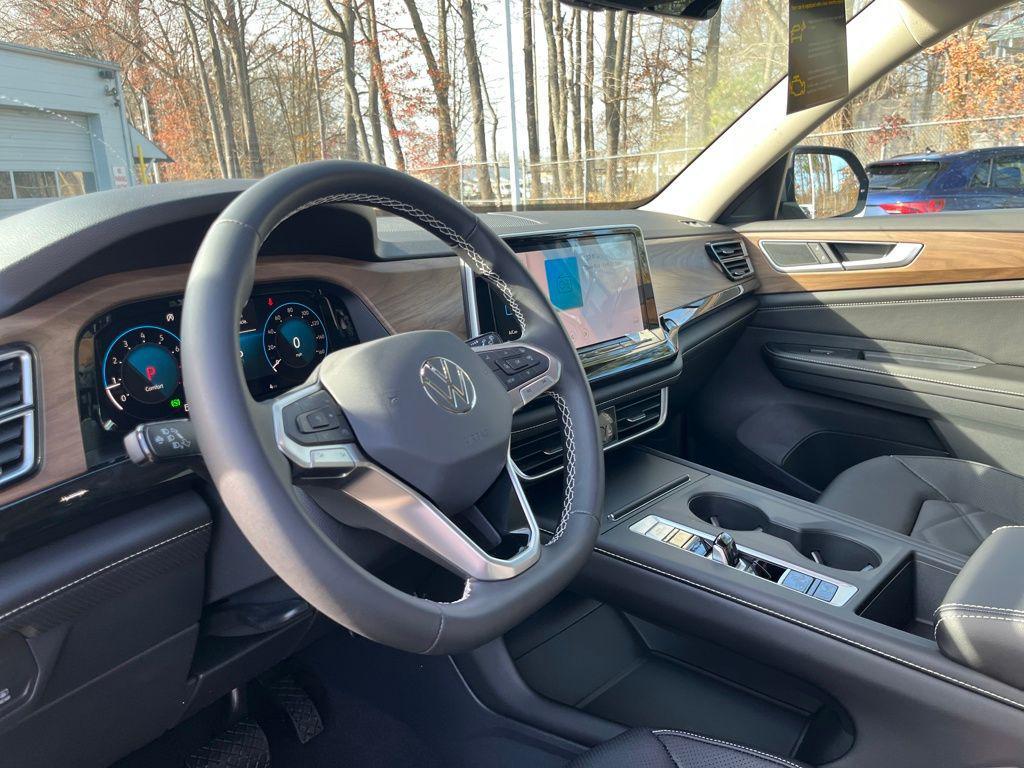 new 2026 Volkswagen Atlas car, priced at $37,141