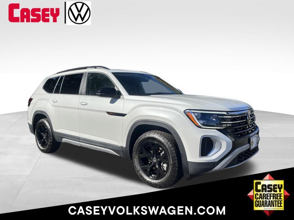 new 2026 Volkswagen Atlas car, priced at $46,677