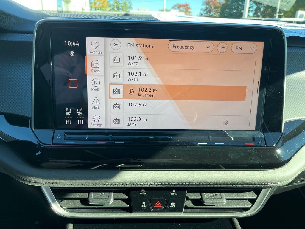 new 2026 Volkswagen Atlas car, priced at $46,677