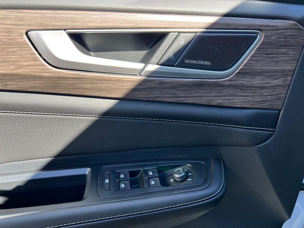 new 2026 Volkswagen Atlas car, priced at $52,108