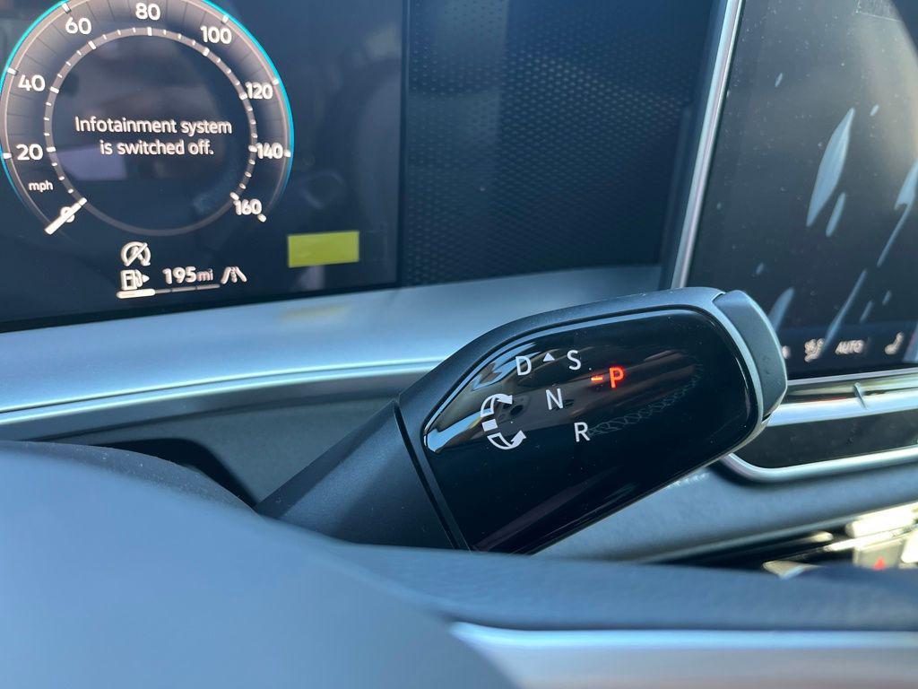 new 2026 Volkswagen Tiguan car, priced at $34,457