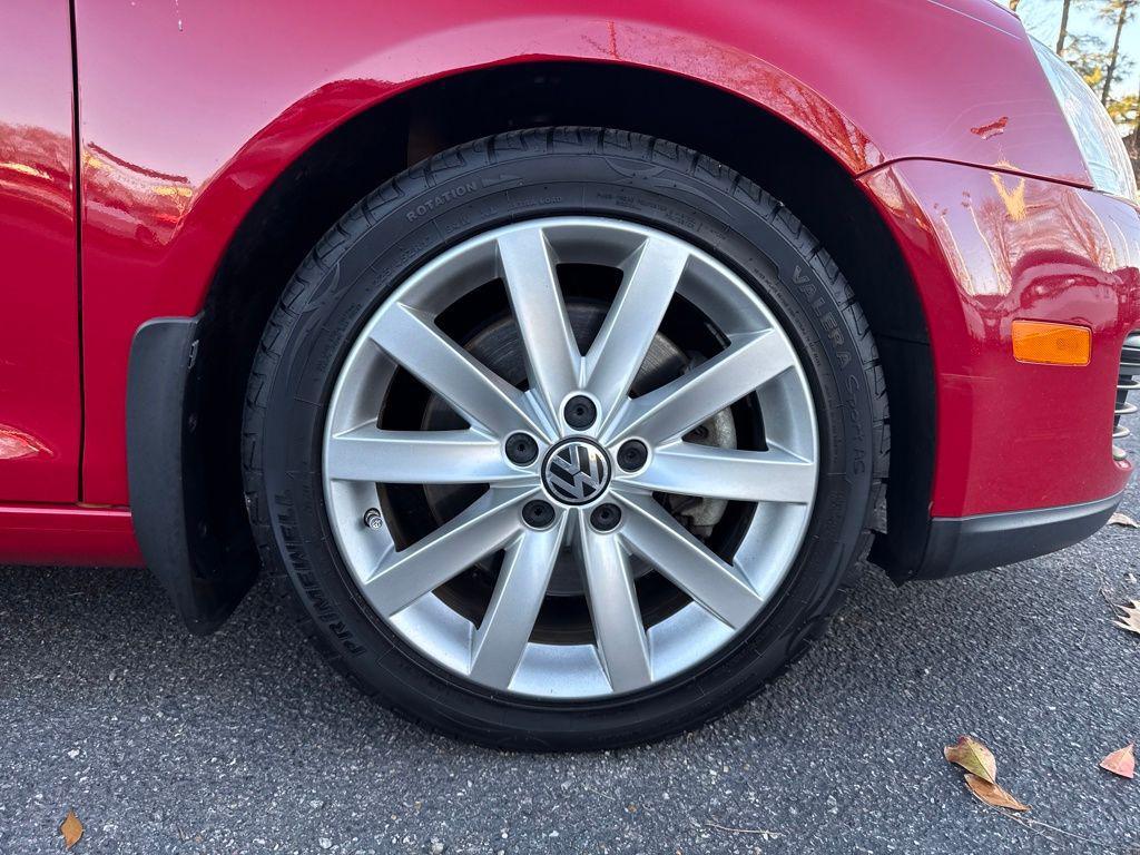 used 2010 Volkswagen Jetta car, priced at $9,999