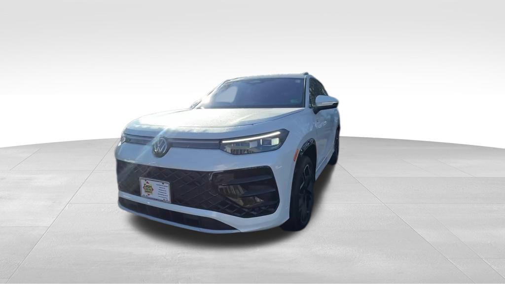 new 2026 Volkswagen Tiguan car, priced at $45,327