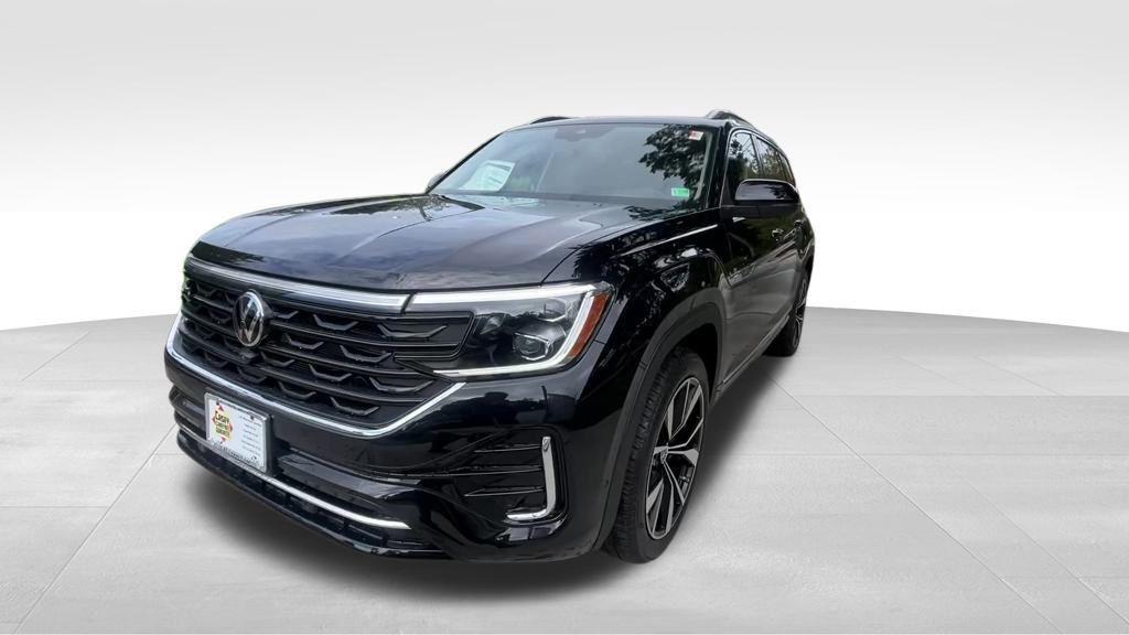new 2026 Volkswagen Atlas car, priced at $52,089