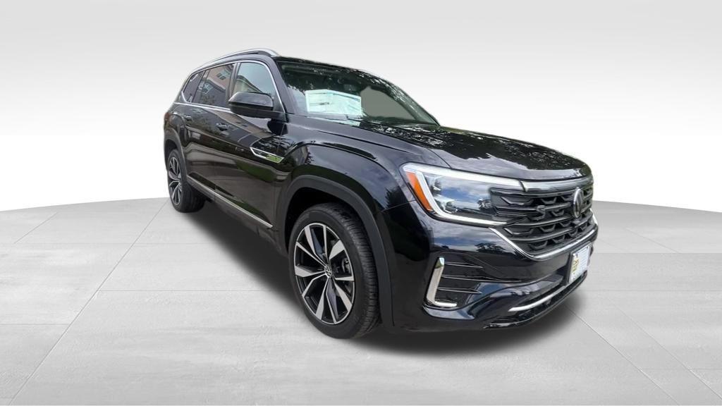 new 2026 Volkswagen Atlas car, priced at $52,089