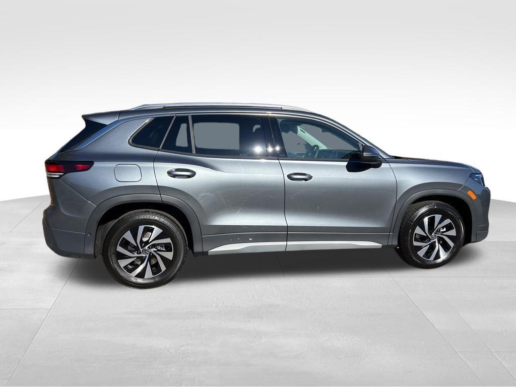 new 2026 Volkswagen Tiguan car, priced at $30,537