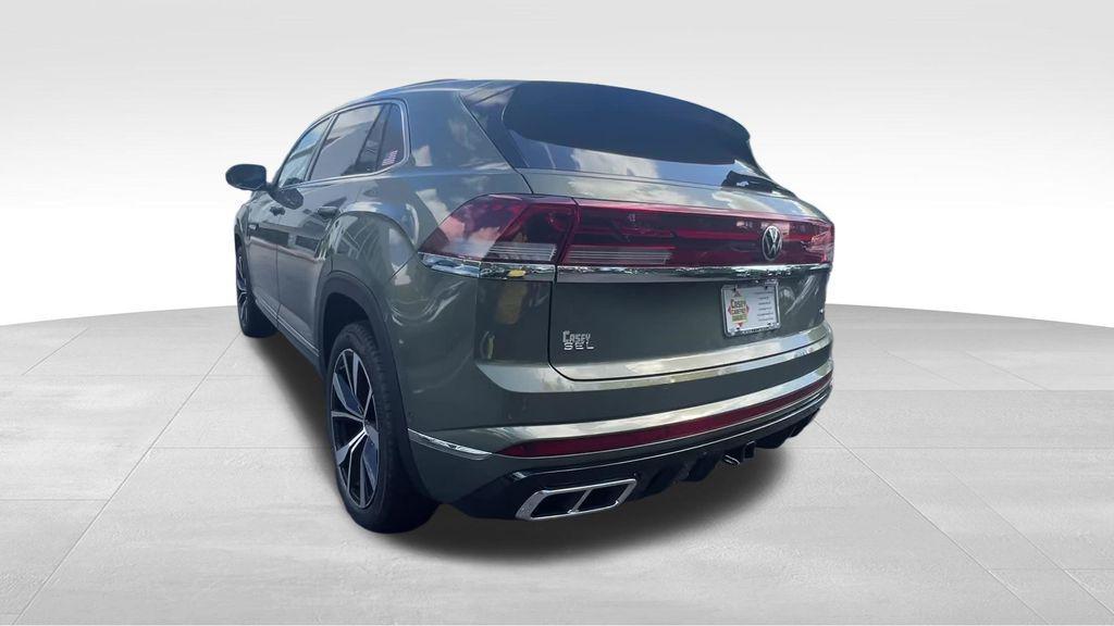 new 2026 Volkswagen Atlas Cross Sport car, priced at $50,184