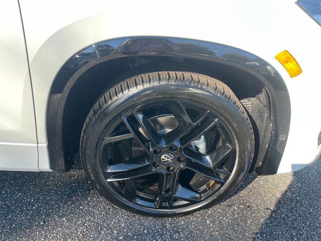 new 2026 Volkswagen Tiguan car, priced at $37,620