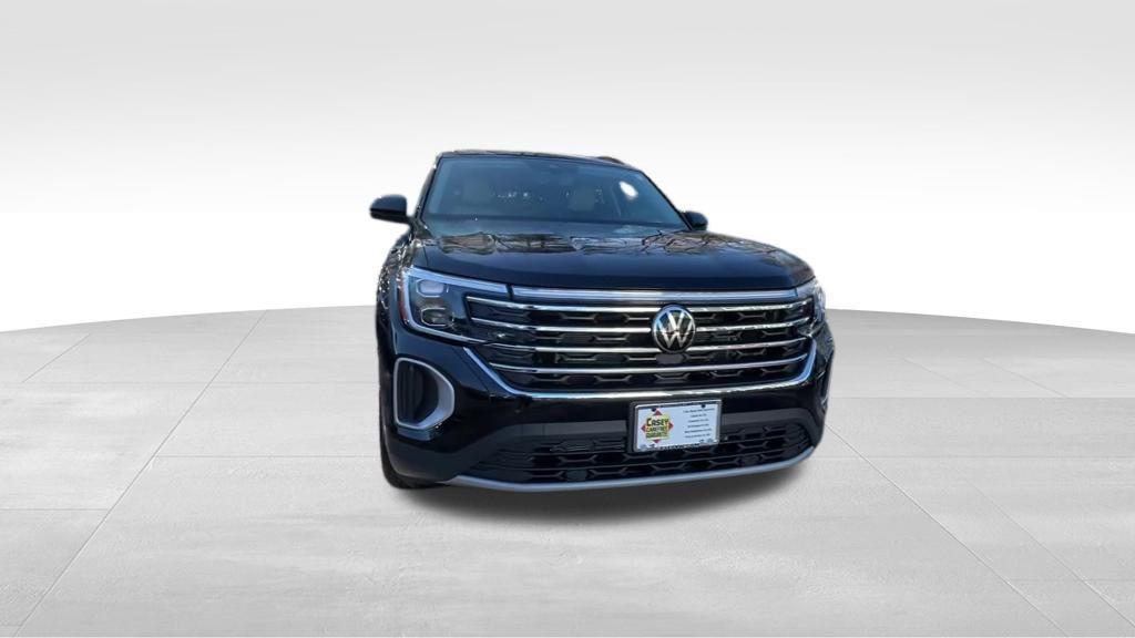 new 2026 Volkswagen Atlas car, priced at $38,928