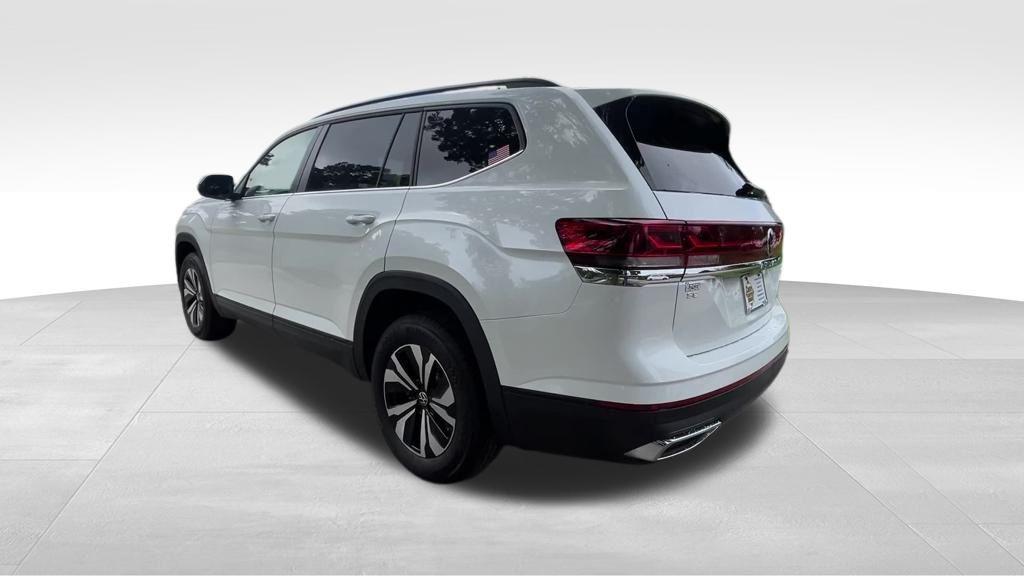 new 2026 Volkswagen Atlas car, priced at $39,365