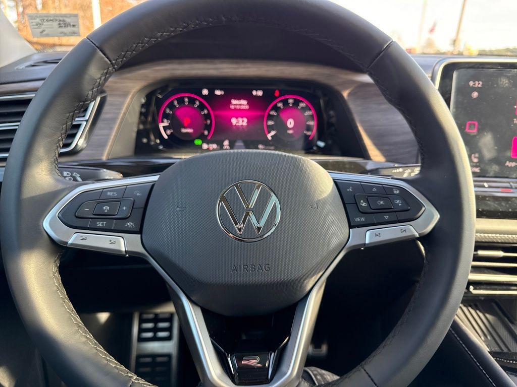 new 2026 Volkswagen Atlas car, priced at $53,124