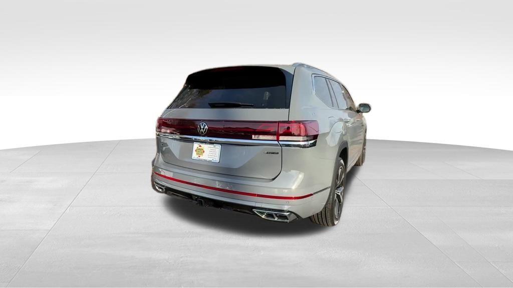 new 2026 Volkswagen Atlas car, priced at $53,124